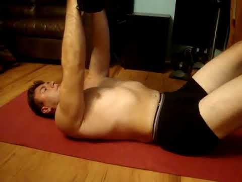 Yerde Göğüs Dambıl Açış ⁄ Dumbbell Butterfly on Floor ~ bodytr com